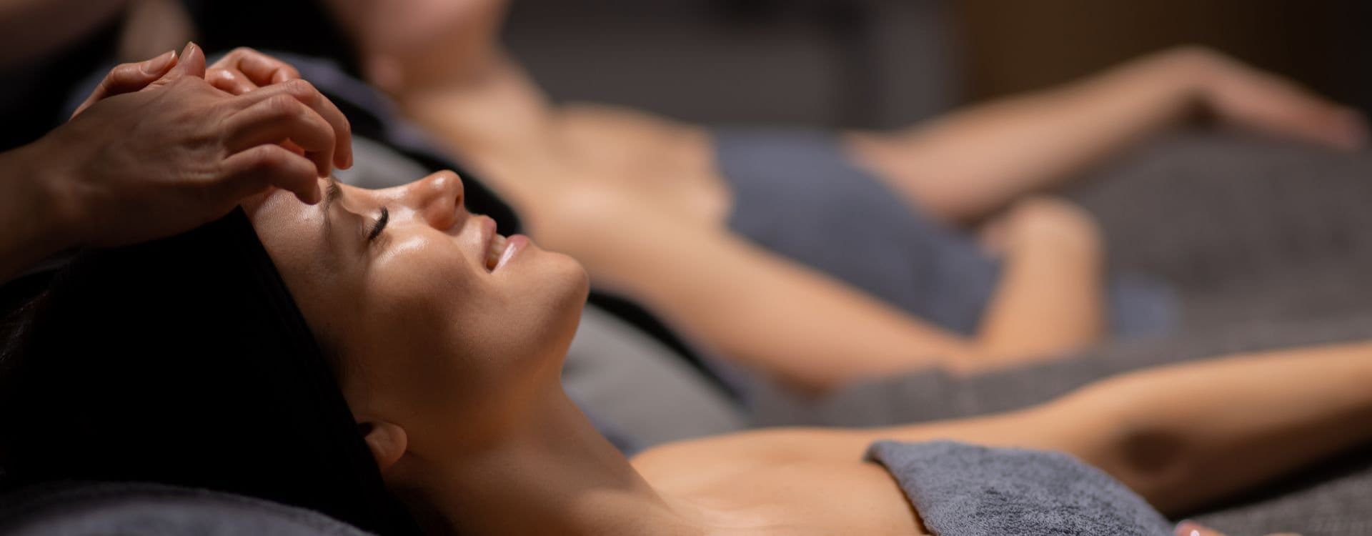 Deep Tissue Massage bij Gold and Glow Almere