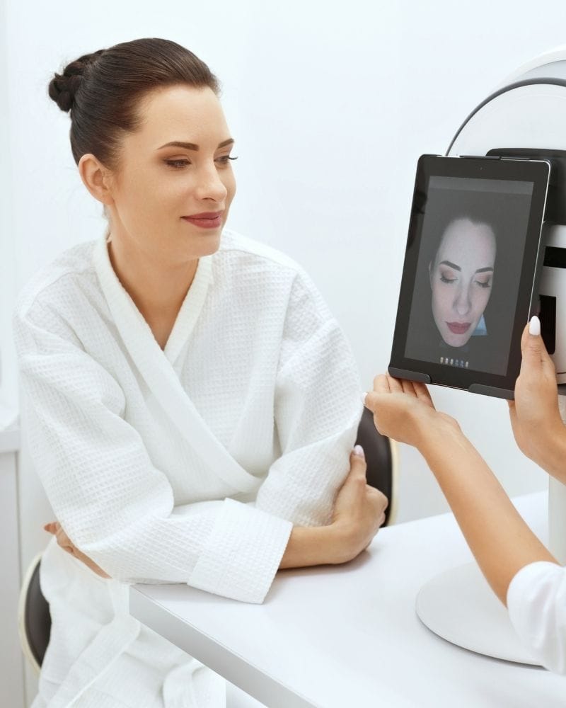 HBC Skin Analyser Gold and Glow