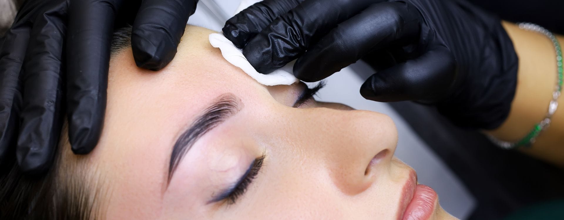Boek henna brows Gold and Glow Almere